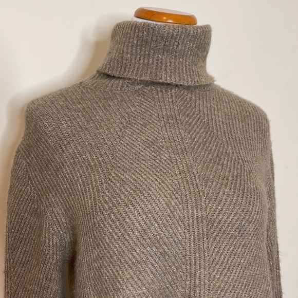 Sweet Romeo Cowl Neck Ribbed Sweater Size Medium - Picture 2 of 7